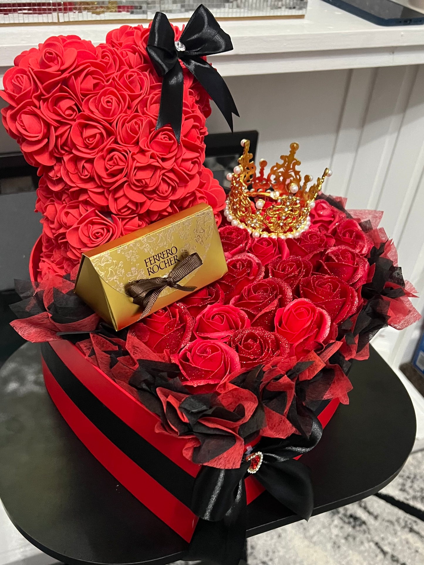 Valentine hear rose box with rose bear