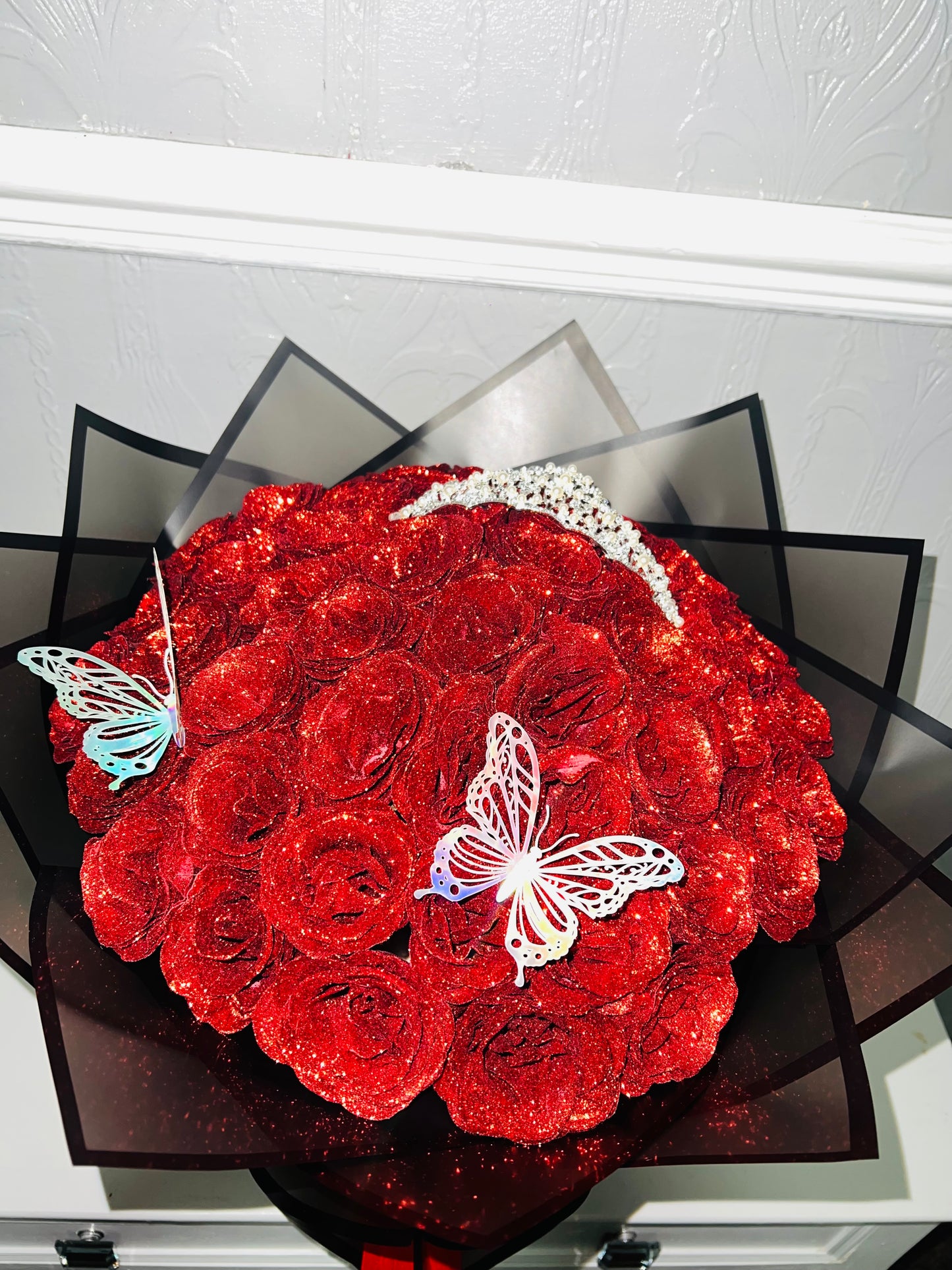 🌹 Luxury 50 Red Glitter Rose Bouquet with Tiara & Butterflies – Perfect Gift for Any Occasion