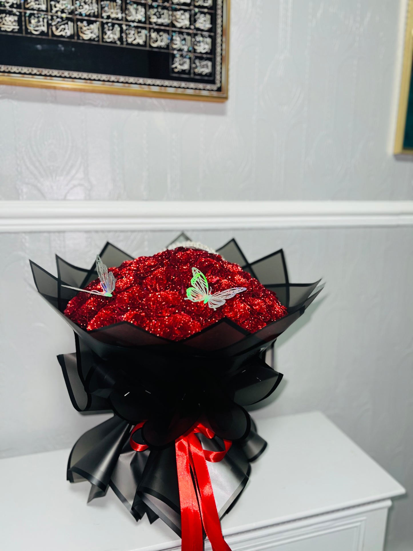 🌹 Luxury 50 Red Glitter Rose Bouquet with Tiara & Butterflies – Perfect Gift for Any Occasion