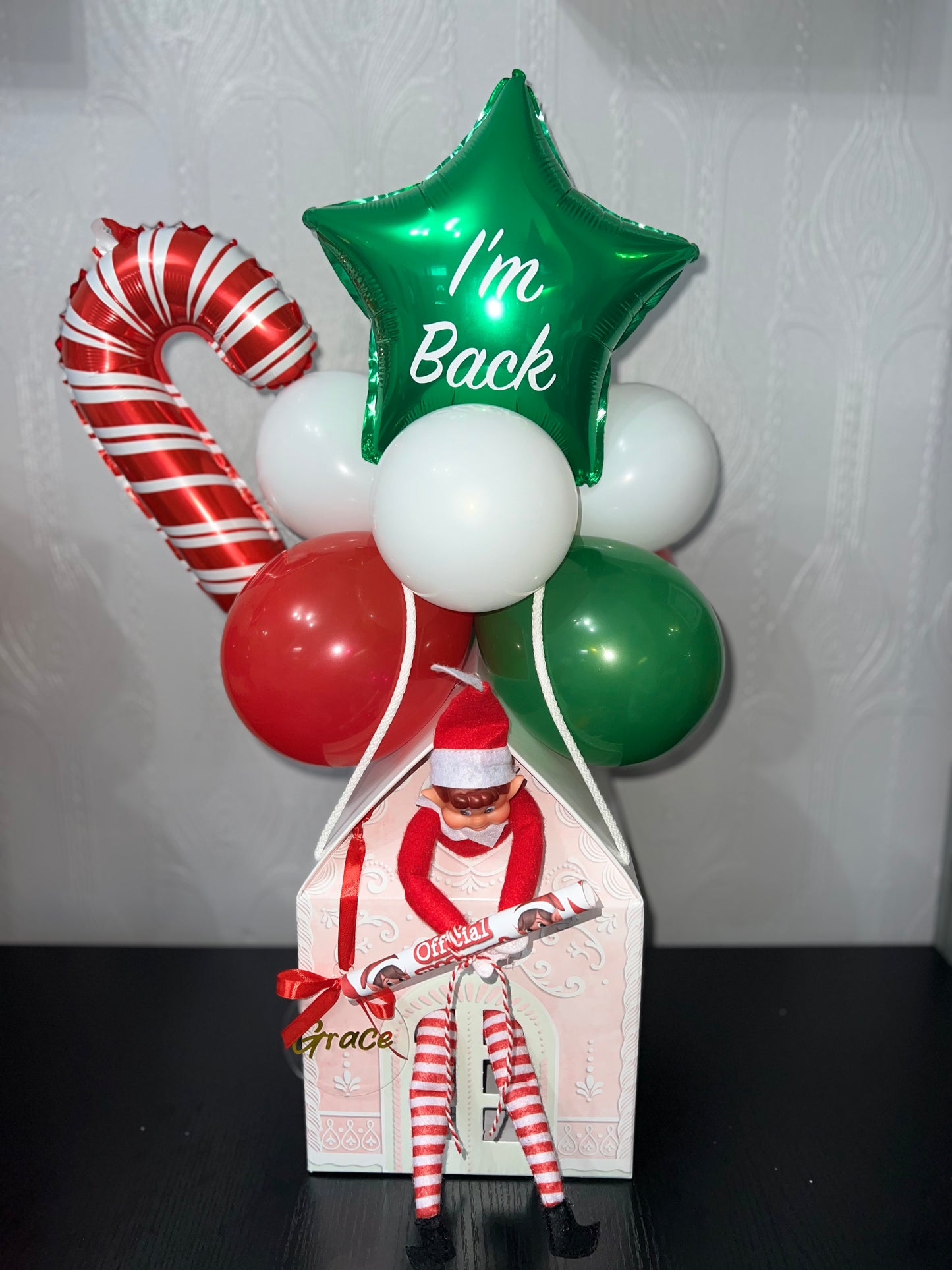 “I’m Back” Christmas Elf Balloon Gift Box | Personalised Holiday Return Display with inflated balloons
