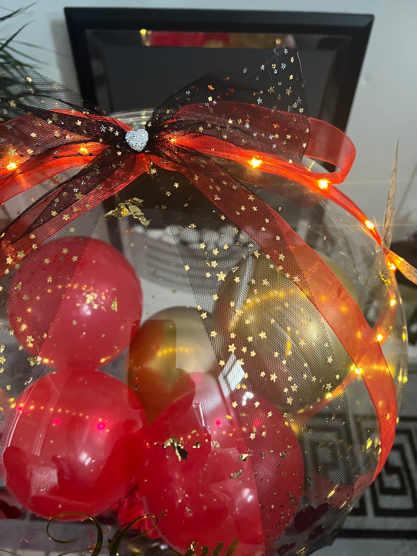 🎈 Huge Elegant LED Balloon & Rose Box Gift for Happy Birthday or any occasion