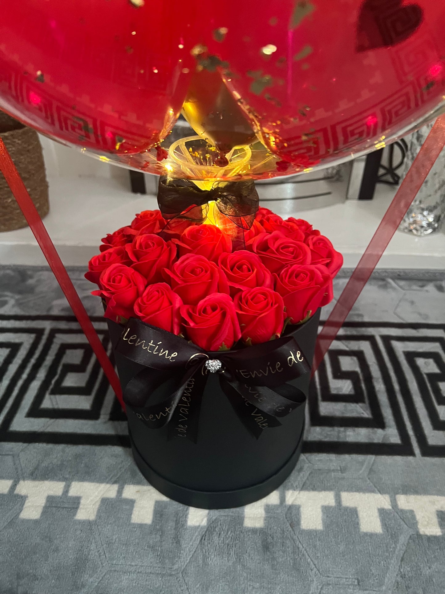 🎈 Huge Elegant LED Balloon & Rose Box Gift for Happy Birthday or any occasion