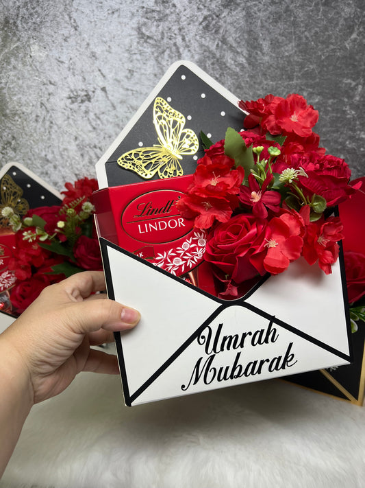 Umrah Mubarak Red Floral Gift Box