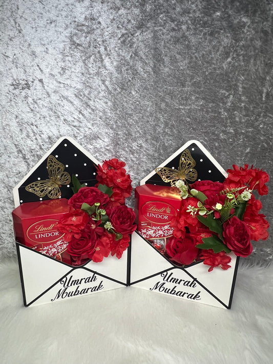 Umrah Mubarak Red Floral Gift Box